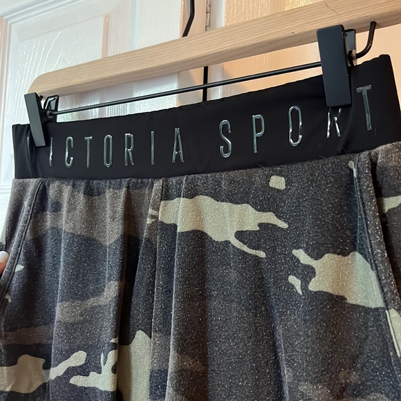 VS Sport camo joggers - Picture 2 of 6
